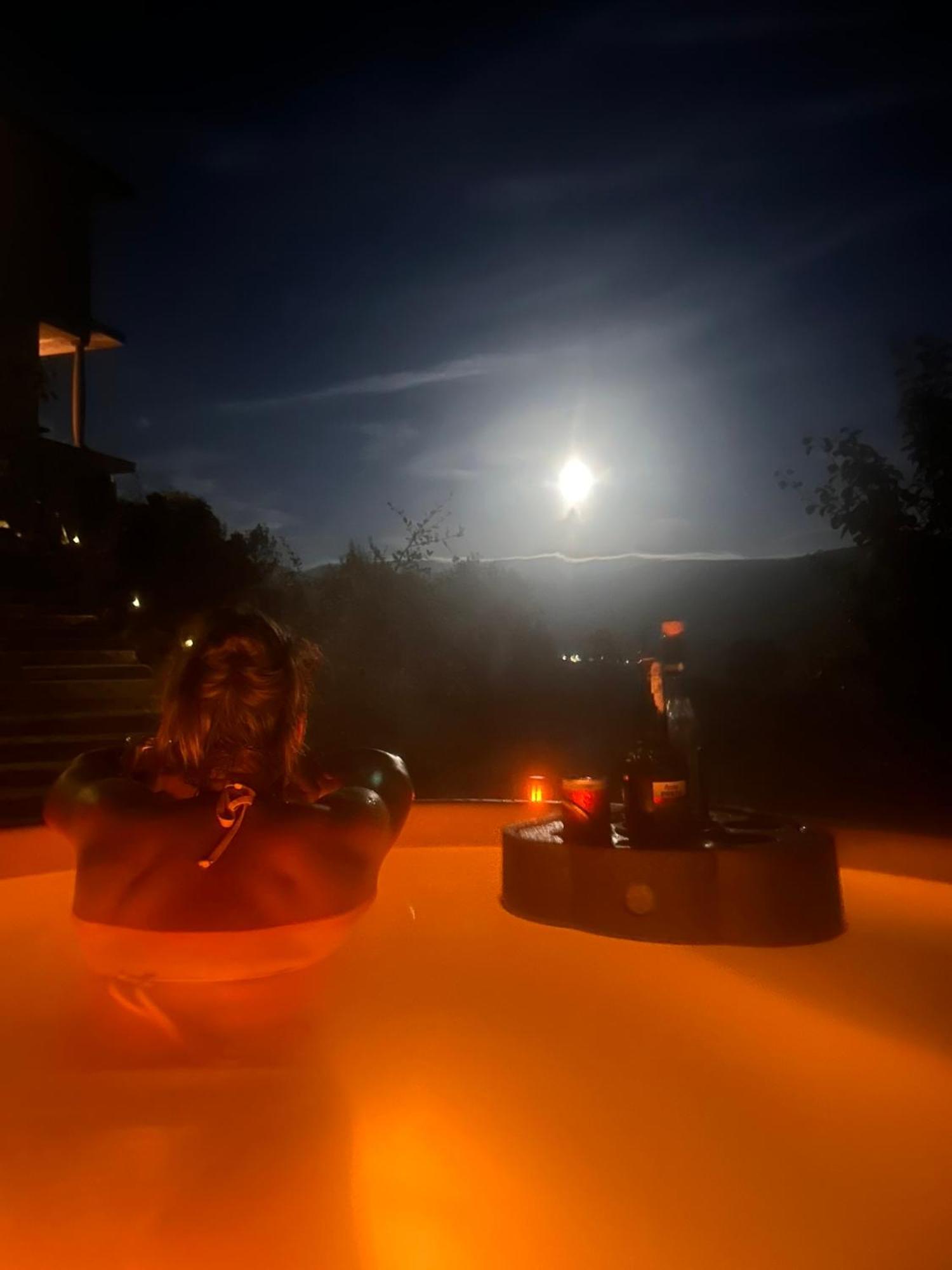 Monkey Tiny Barnhouse With Amazing Views! Vila Folhadosa Exterior foto
