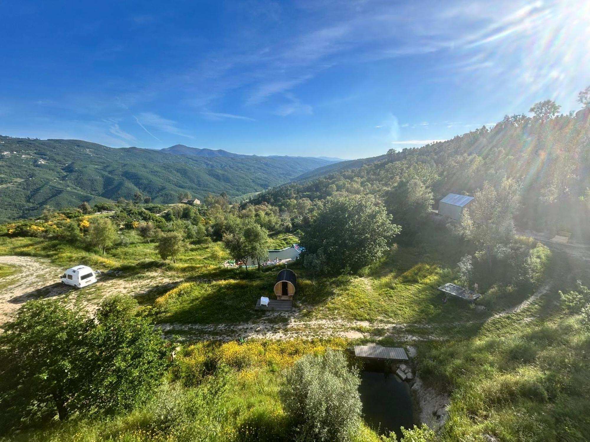 Monkey Tiny Barnhouse With Amazing Views! Vila Folhadosa Exterior foto